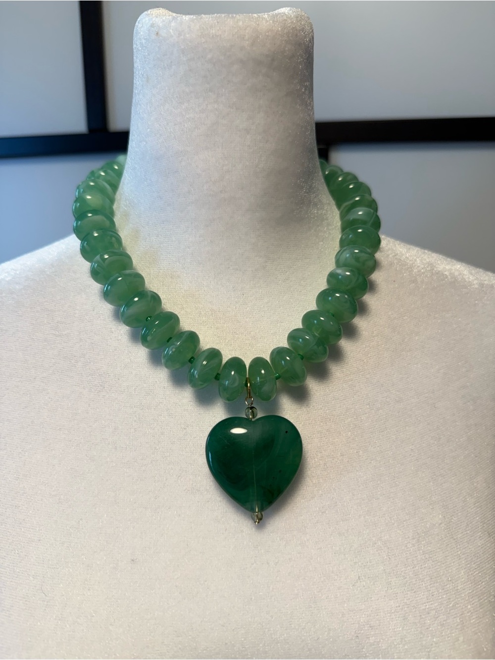 Green Heart Pendant Bead Necklace - Polished Acrylic Heart Accent